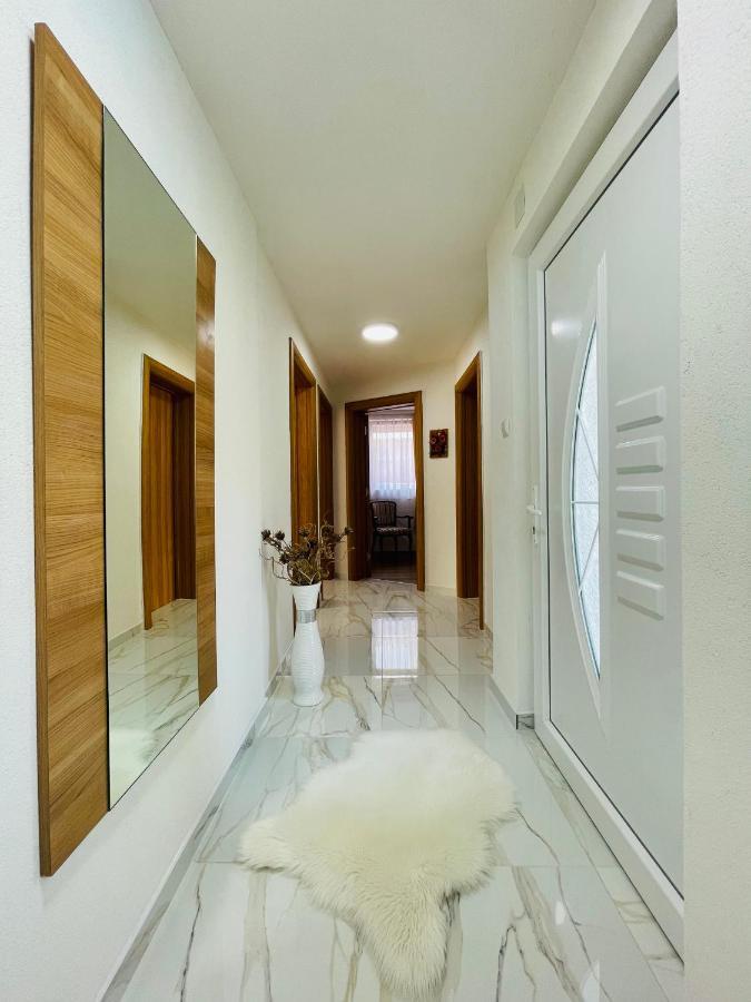 Bihać Crystal Racicヴィラ エクステリア 写真
