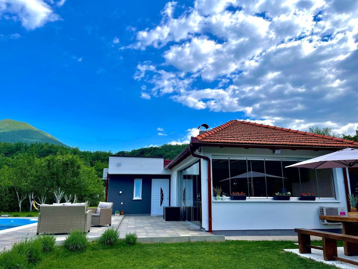 Bihać Crystal Racicヴィラ エクステリア 写真